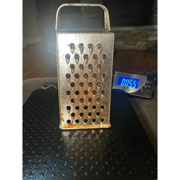 Rusty Crusty Grater - Picture 1 of 5